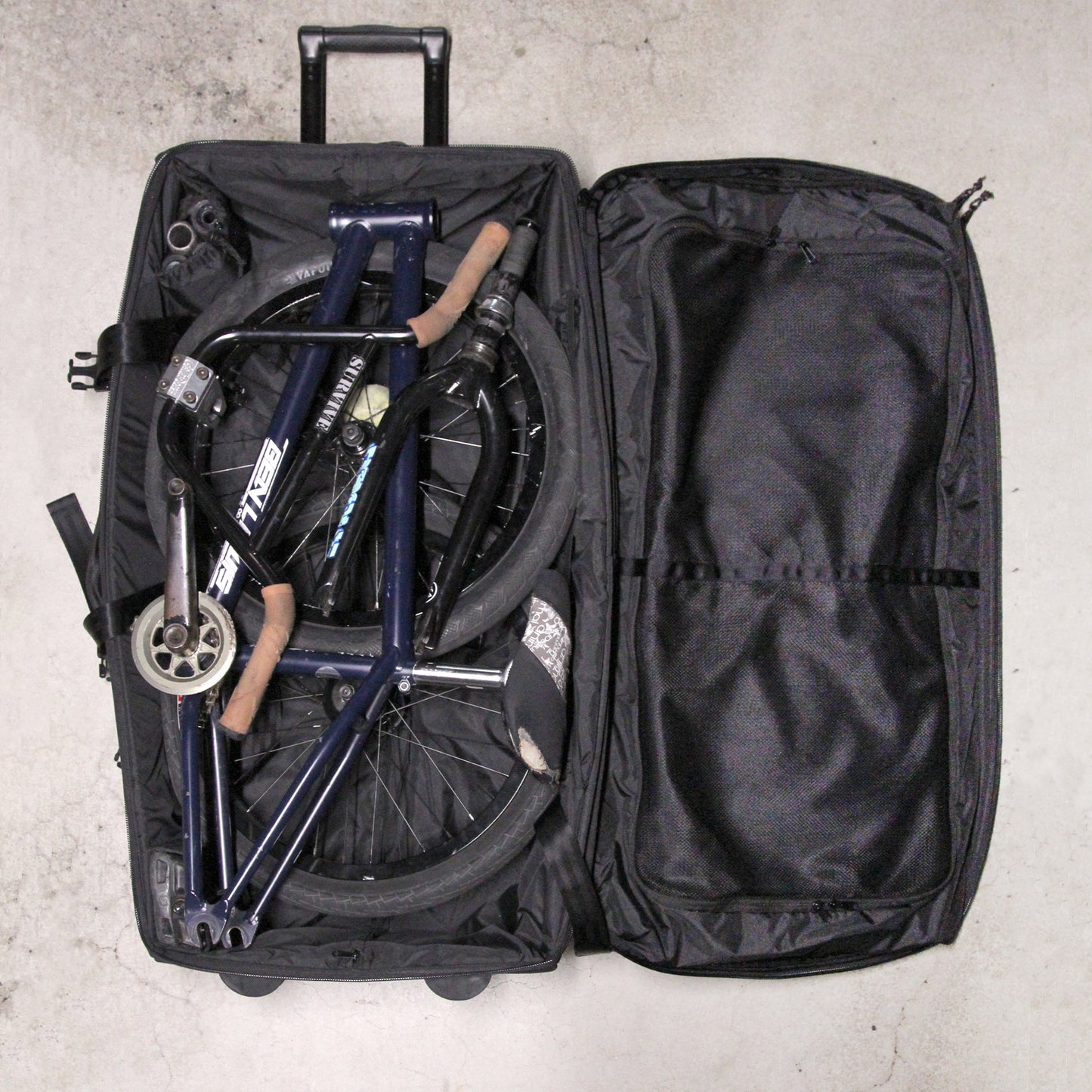CHROME INDUSTRIES - TRAVEL BIKE ROLLER