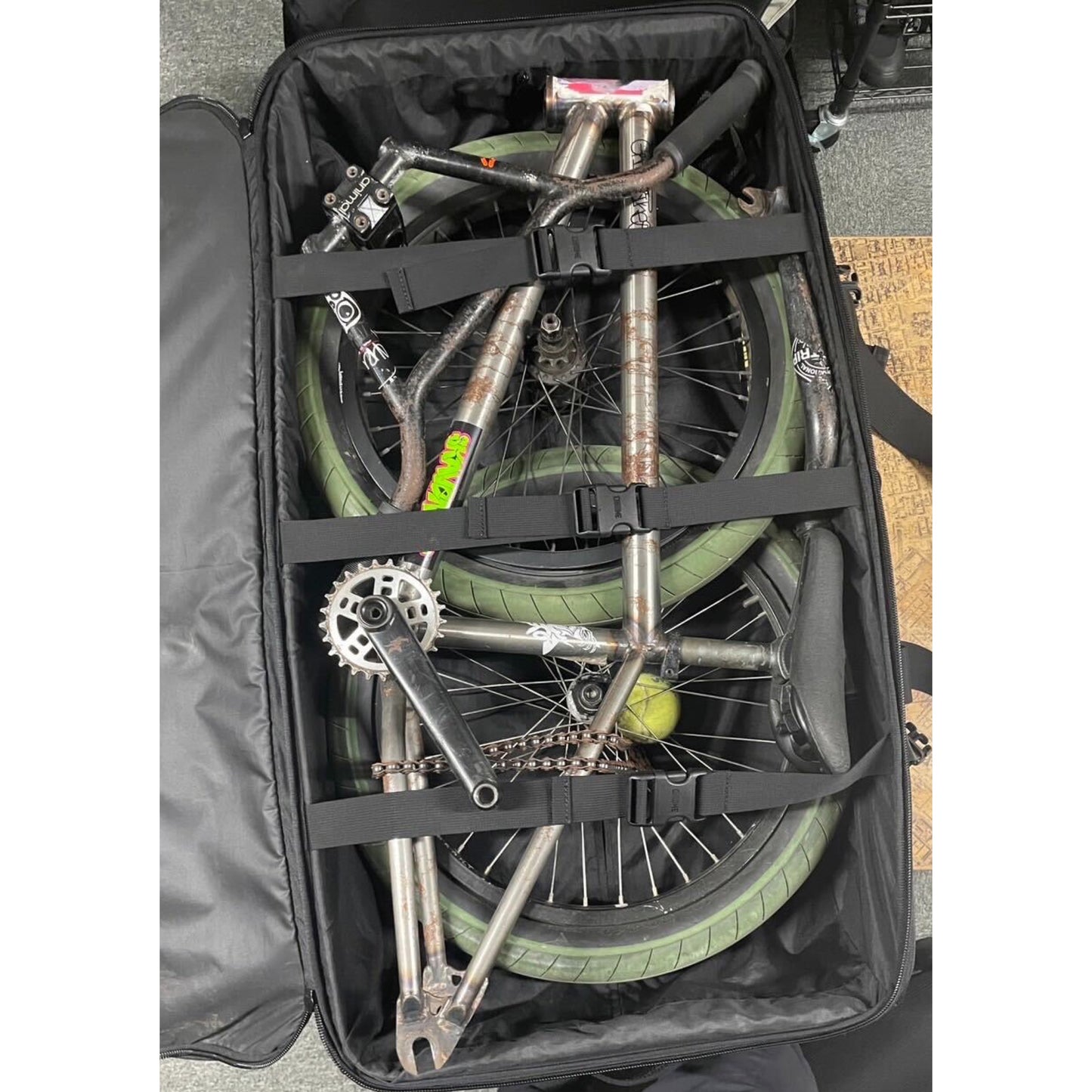 CHROME INDUSTRIES - TRAVEL BIKE ROLLER