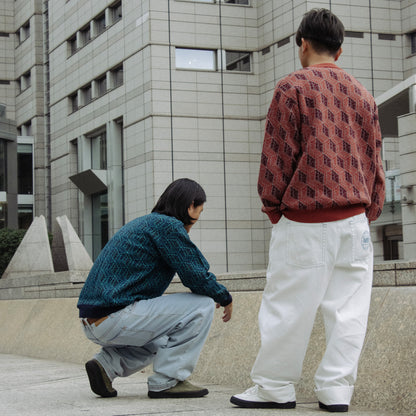 DARUMA STREET - Cube Logo Sweater/Red