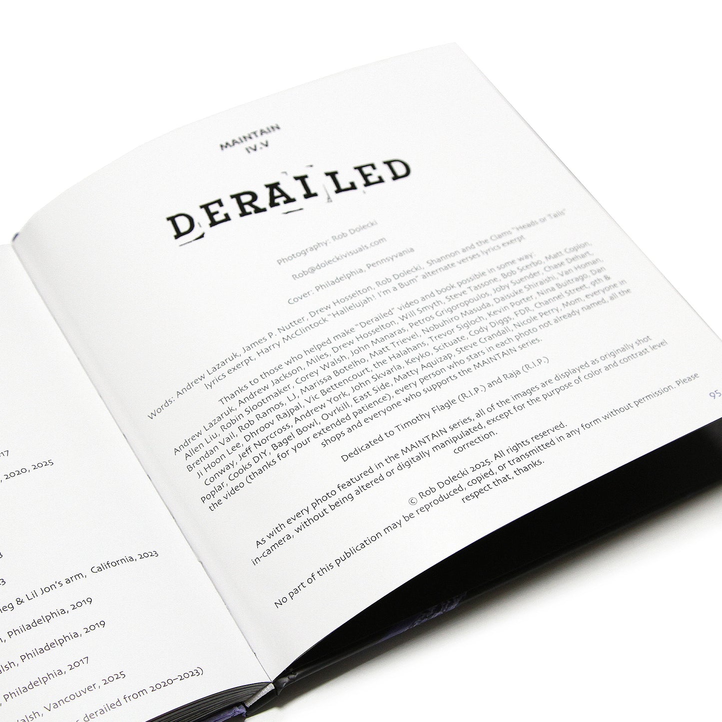 MAINTAIN - IV.V "DERAILED" Book &amp; DVD