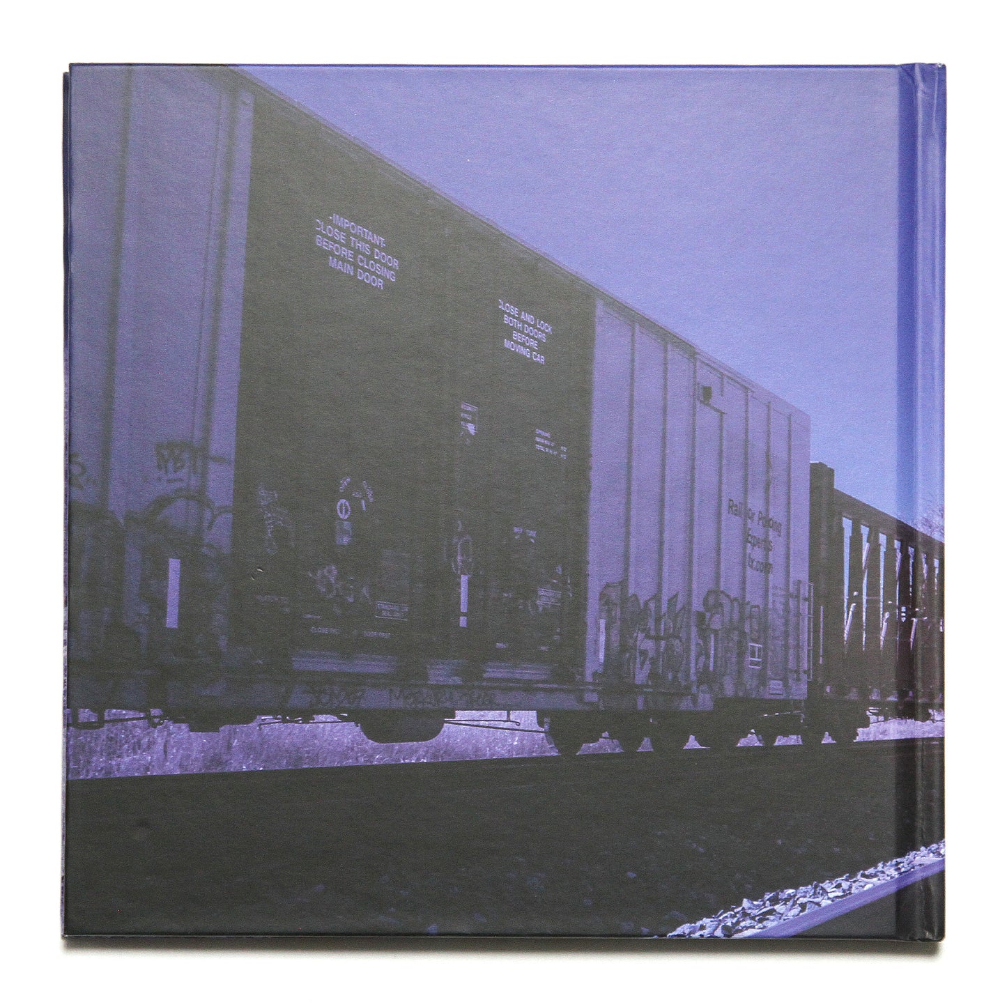 MAINTAIN - IV.V "DERAILED" Book &amp; DVD