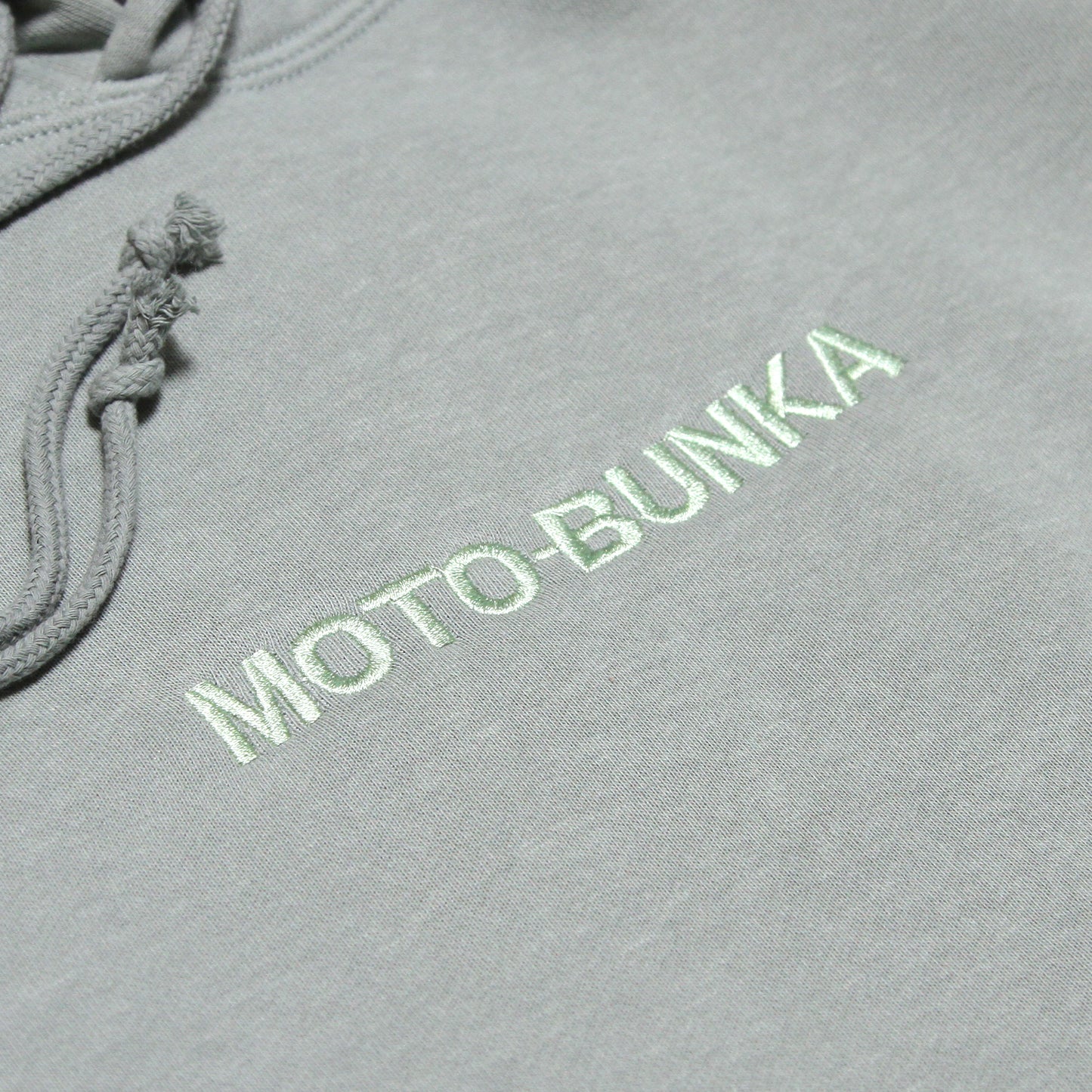 MOTO-BUNKA - Embroidery JBM Hoodie/Earth Green