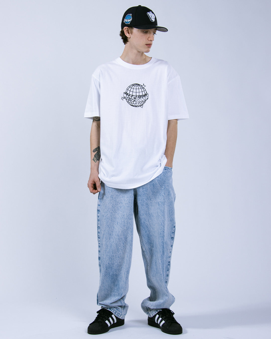 MOTO-BUNKA - FRKO Globe T-Shirt/White