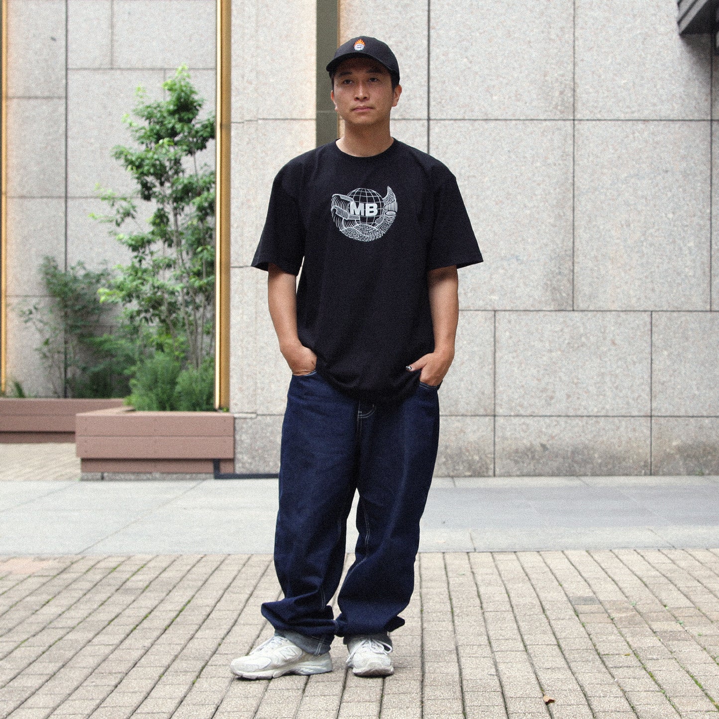 MOTO-BUNKA - Globe Wave T-Shirt/Black