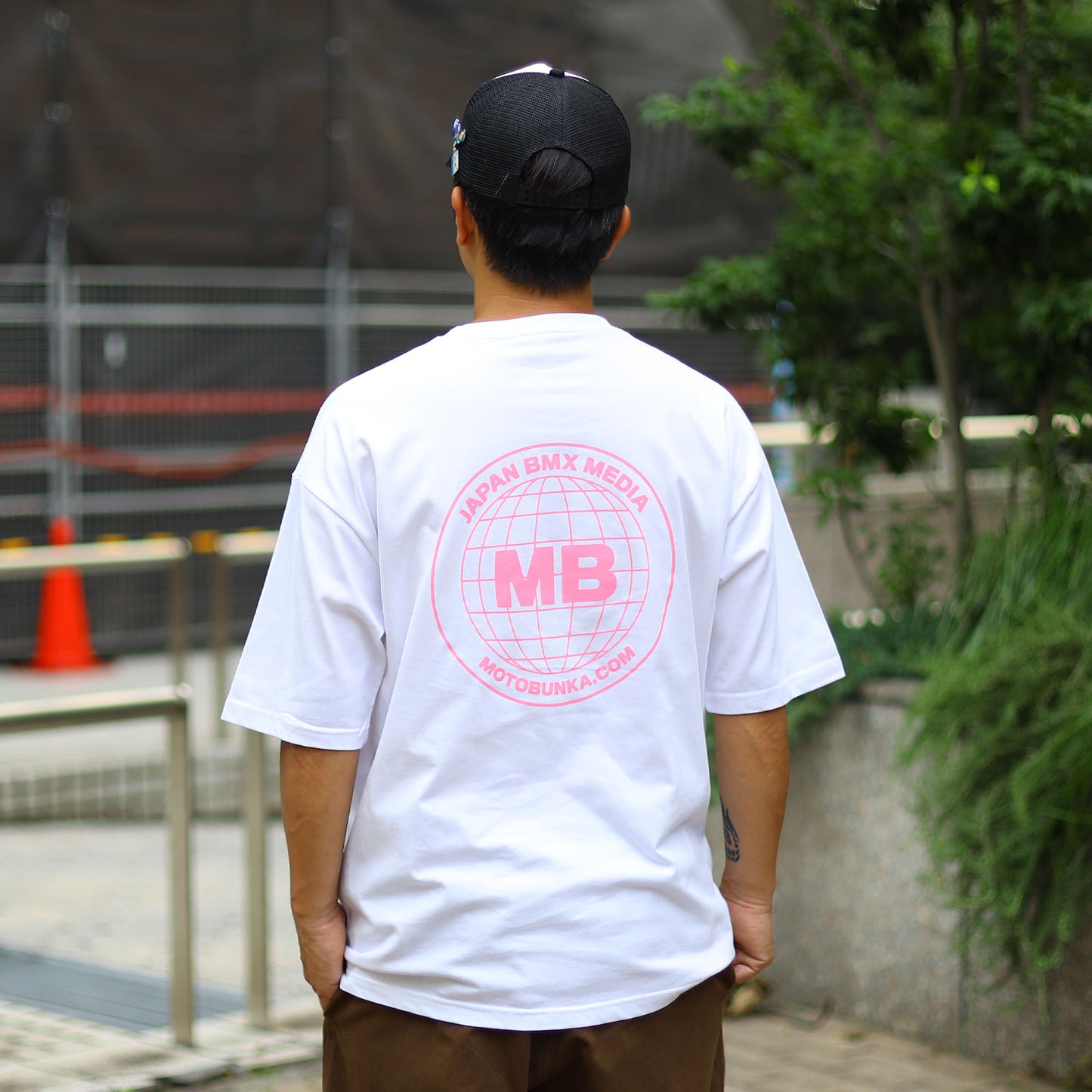 MOTO-BUNKA - JBM 24 T-Shirt/White-Pink