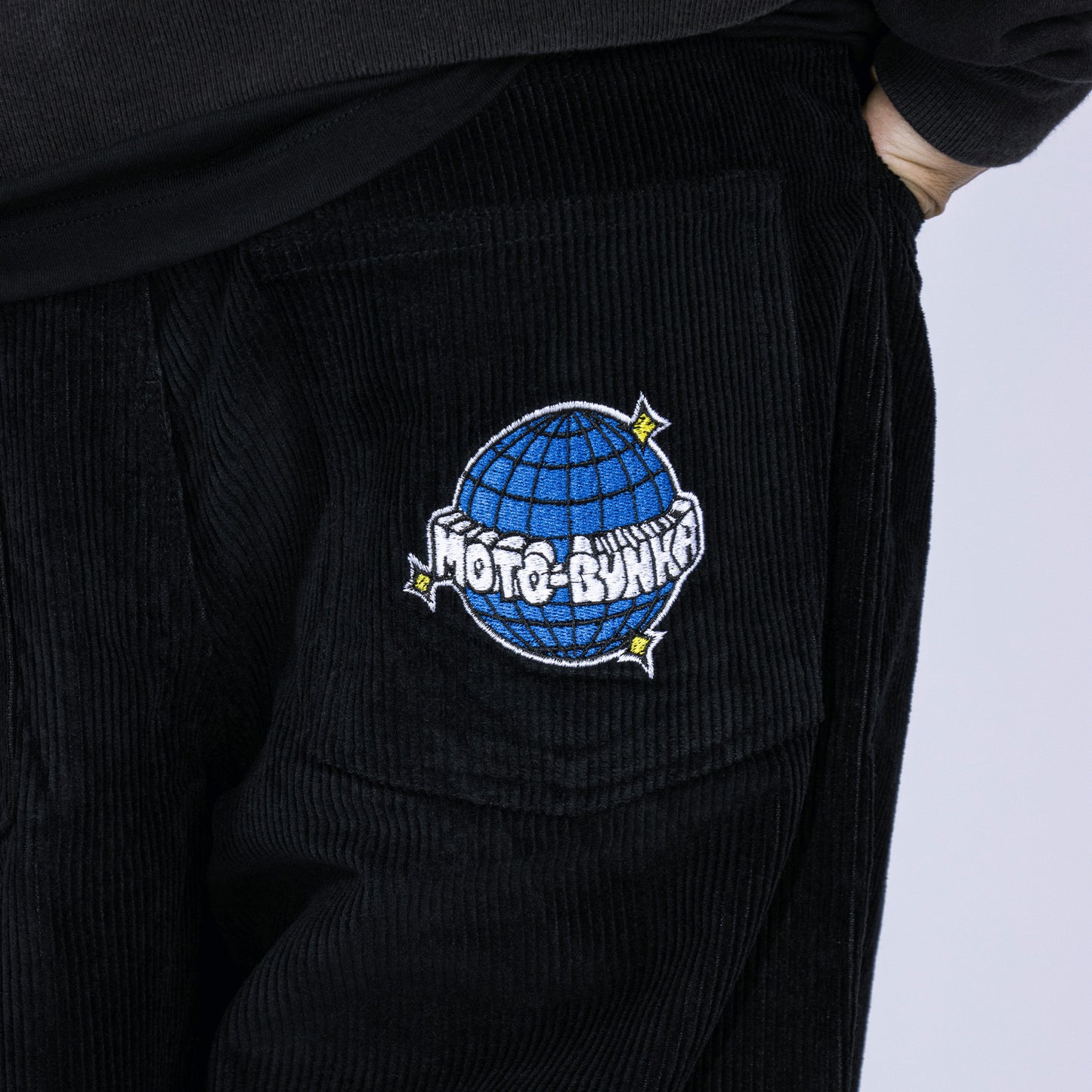 [Pre-orders available until 1 November] MOTO-BUNKA X HEAVIES - Collaboration Corduroy Pants