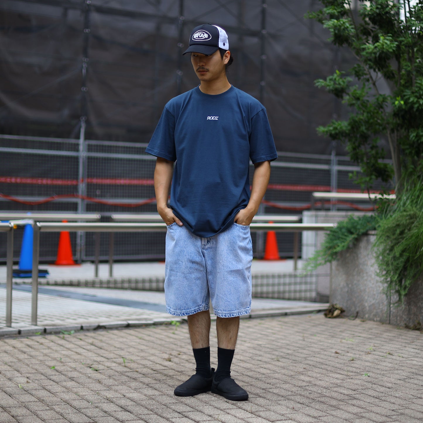 RODI - Basic Logo Embroidery T-Shirt/Deep Blue