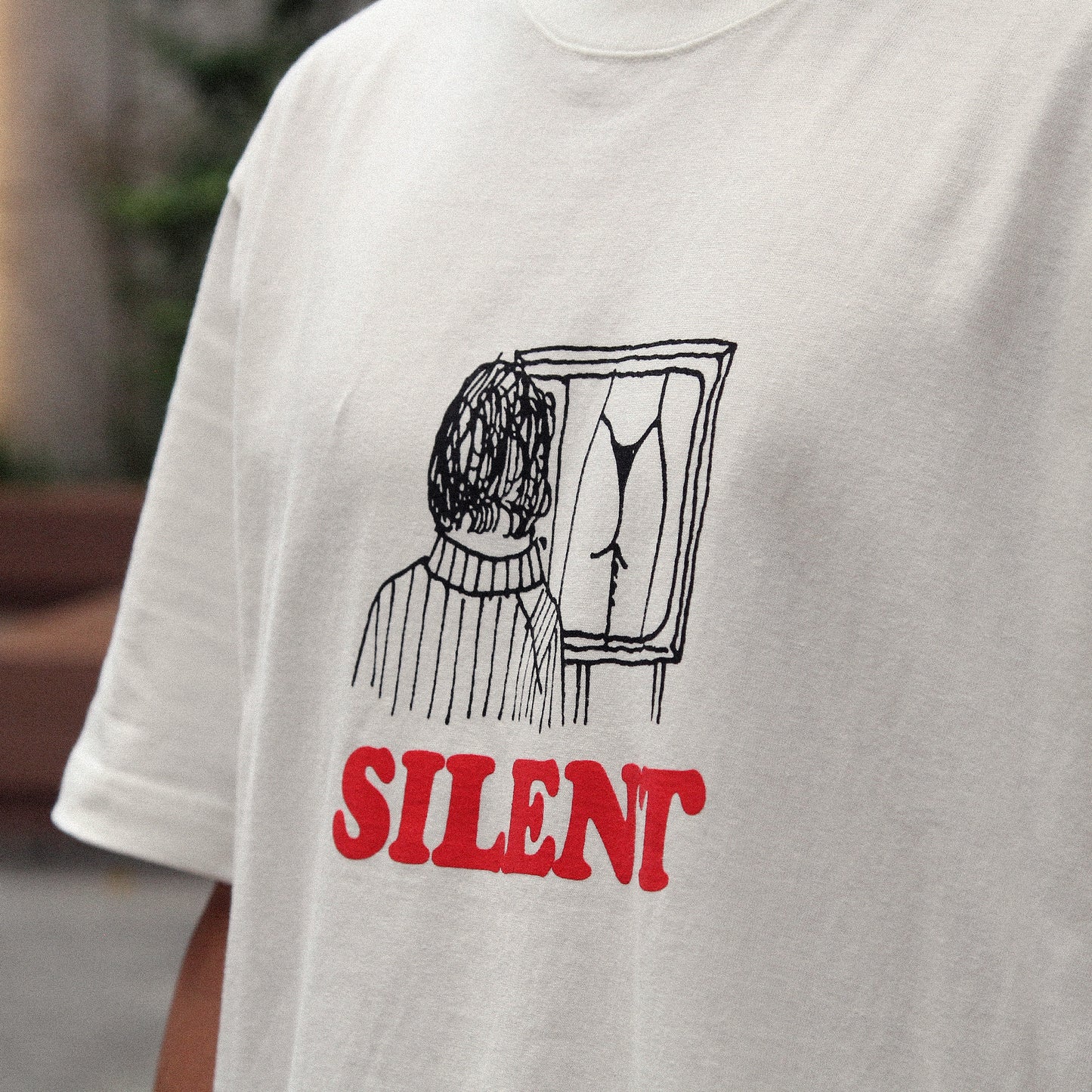 SILENT - Ass T-Shirt/Off White