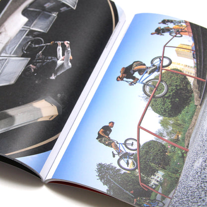 SILENT MAGAZINE - Silent Issue 9