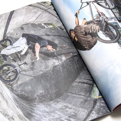 SILENT MAGAZINE - Silent Issue 9