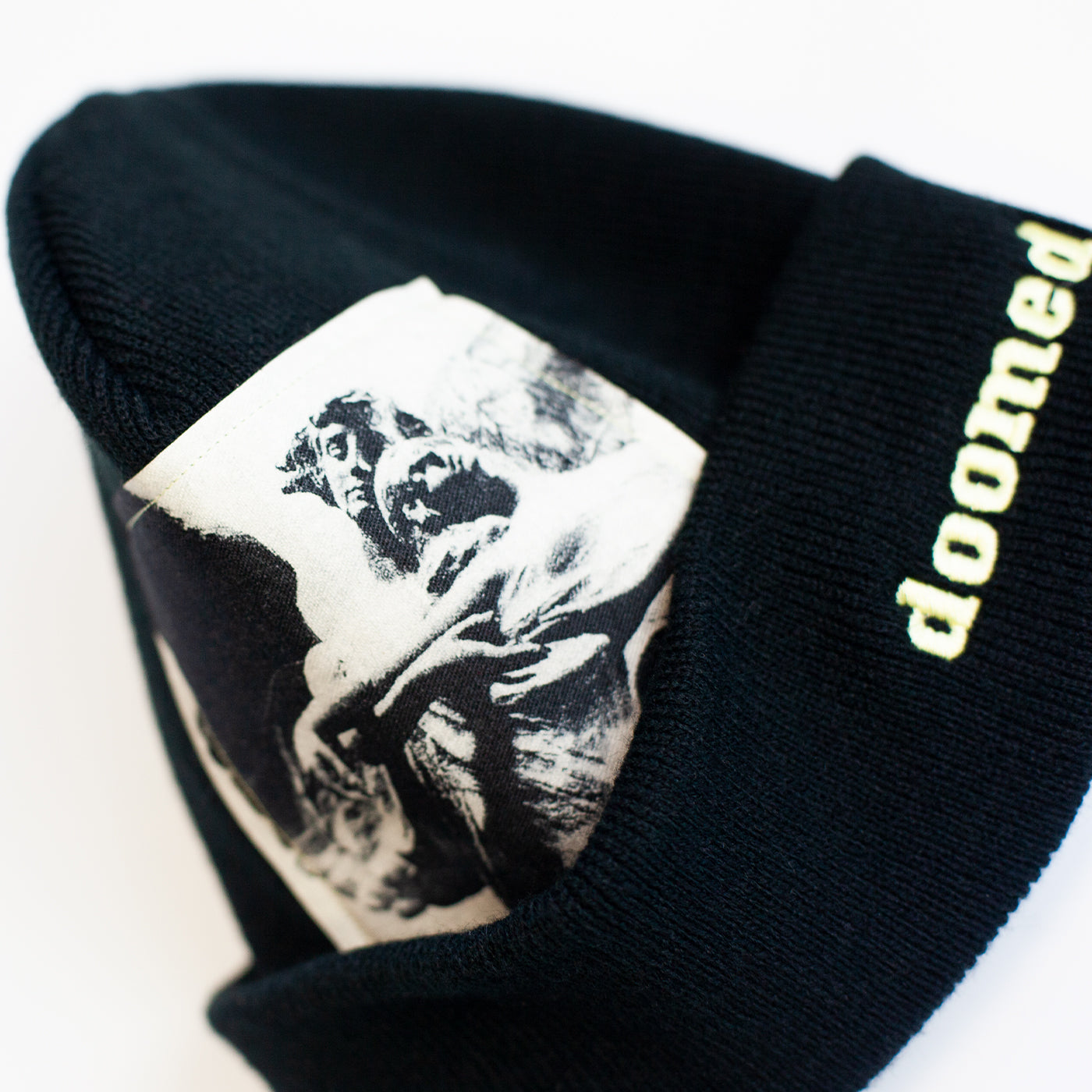 DOOMED - 雕像毛線帽/黑色